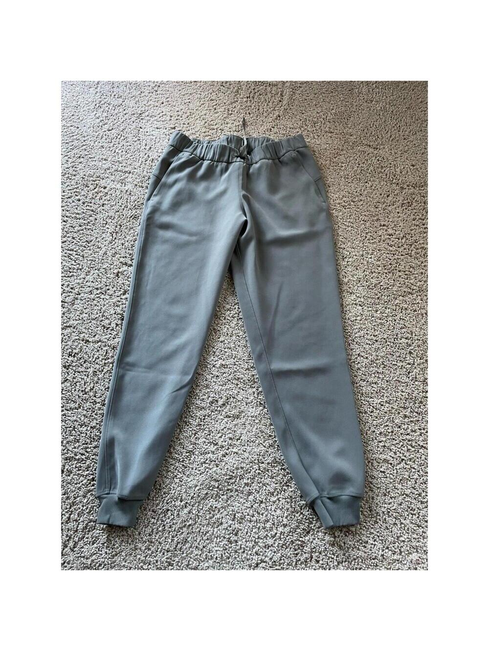 Lululemon Women's On The Fly Jogger Pants Size 8 Sage Green Pull On Drawstring